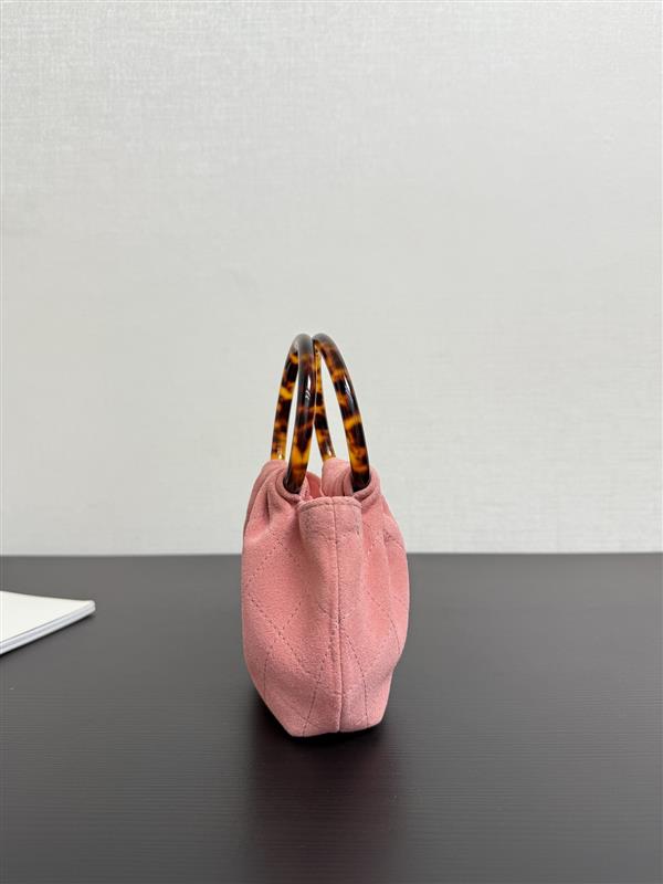 2026131222441760 850